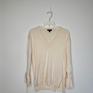 BN6 J. Crew 100% Merino Wool V-neck Sweater Drawstring Sleeves White Medium‎